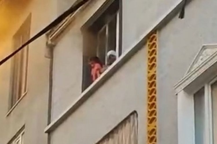 Bursa'da korkunç anların görüntüsü ortaya çıktı! Torununu 3. kattan attı...