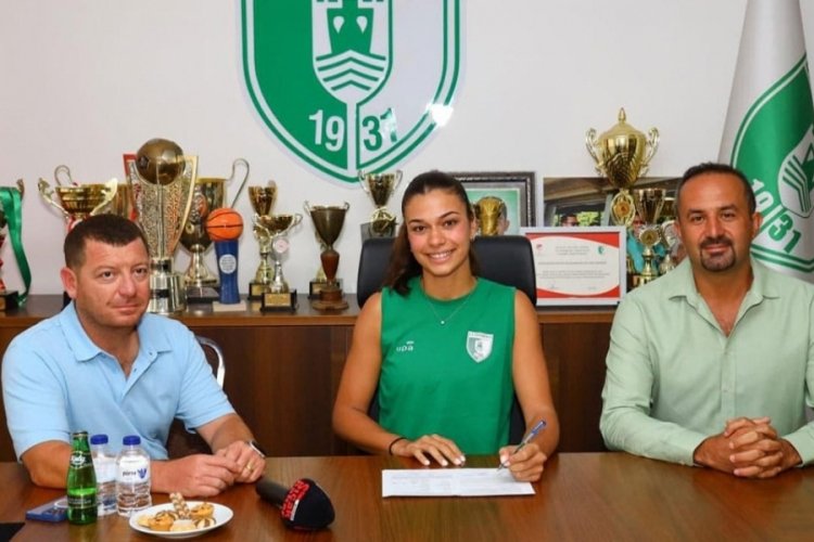 Bodrumspor'da imzalar Sultanlar Ligi için atıldı