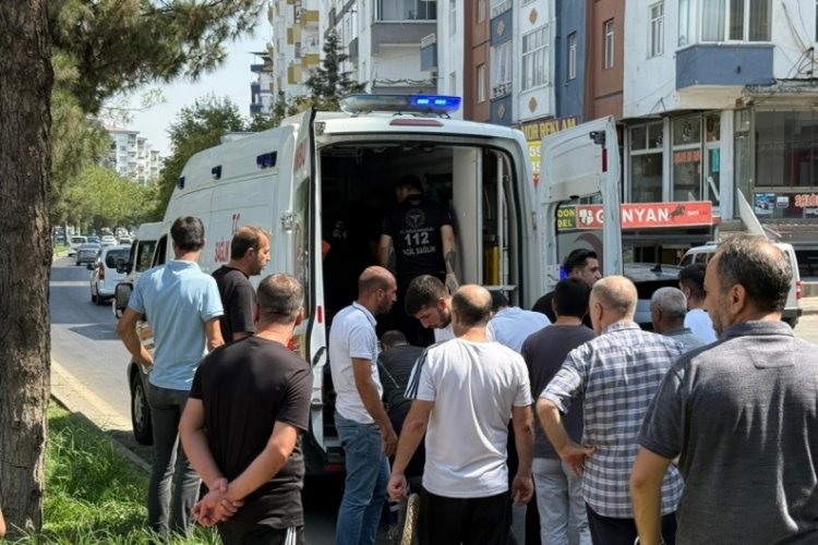 Diyarbakır'da minibüsün çarptığı yaya ağır yaralandı