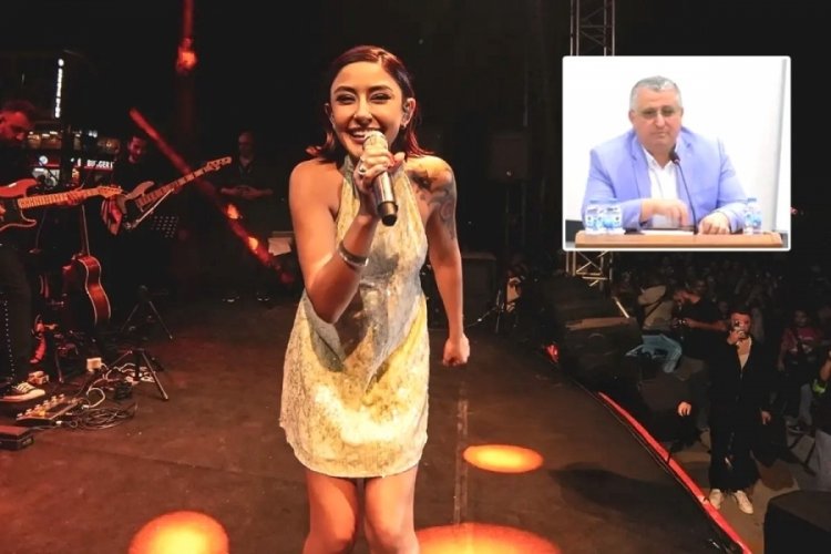 Melek Mosso'ya Kastamonu'da 'giyinmeden gelmiş' eleştirisi