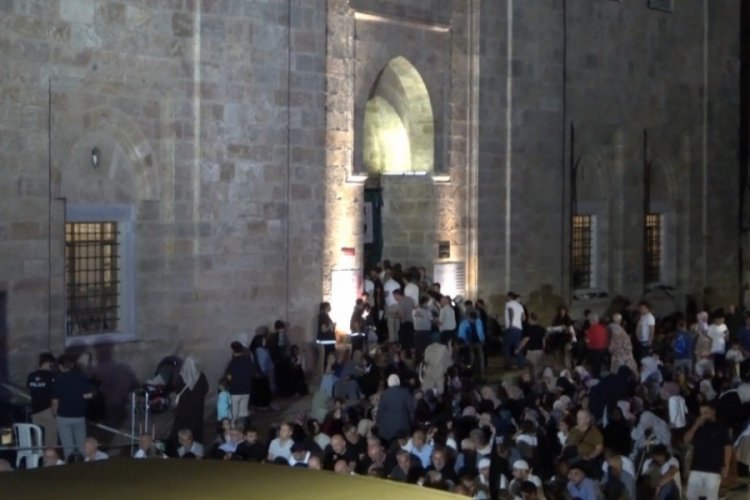 Bursa'da Mevlid Kandili manevi bir atmosferde idrak edildi
