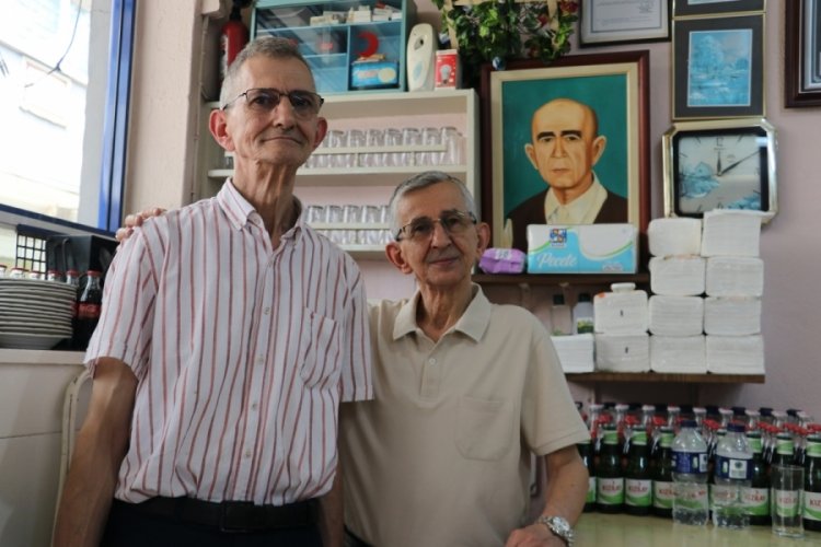 Bursa'da iki kardeş baba yadigarına sahip çıkıyor! Hem de tam 65 yıldır...