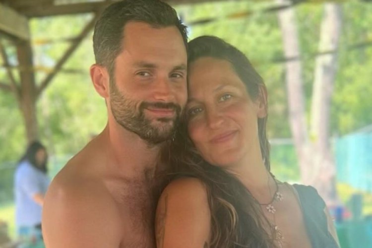 Penn Badgley ile Domino Kirke'nin ikiz bebekleri dünyaya geldi