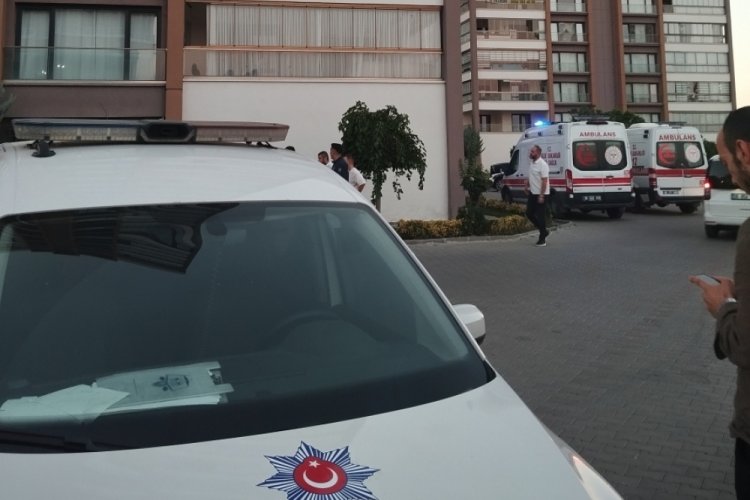Boşanma aşamasındaki eşini çocuklarının yanında katletti! Sonra da kendini ihbar etti...