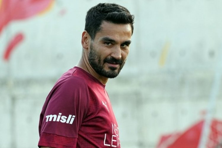Galatasaray'da İlkay Gündoğan ilk antrenmanına çıktı
