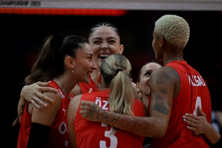 Filenin Sultanları yarı finalde Japonya ile karşılaşacak! Türkiye - Japonya voleybol maçı ne zaman, saat kaçta, hangi kanalda? 