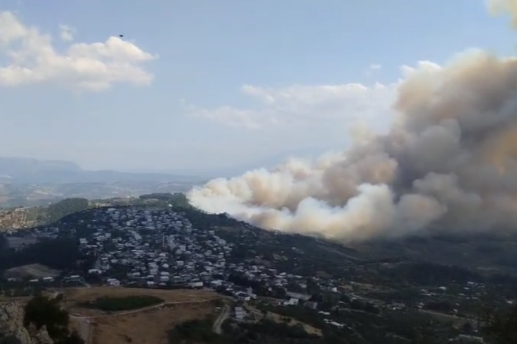 Bursa'da açık cam kapı kalmasın! Dumanlar her yerde...