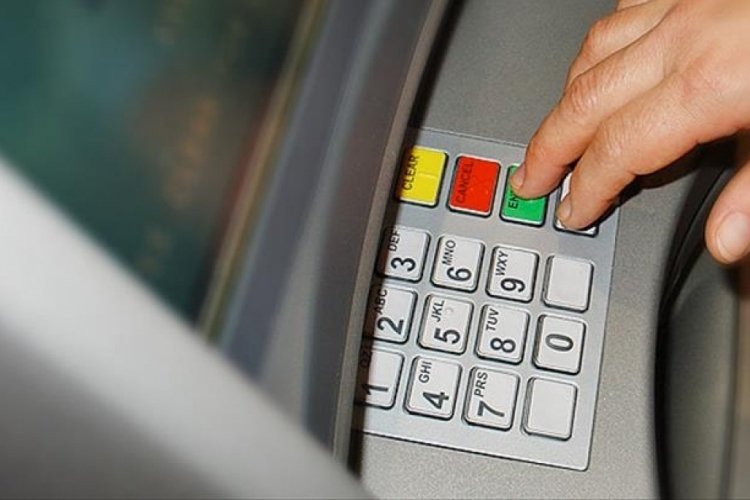 ATM önünde bekleyen tehlike! "IBAN'ınızı kullanabilir miyim?"