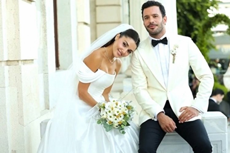 Barış Arduç ve Hande Erçel'den Boğaz'da masalsı düğün!