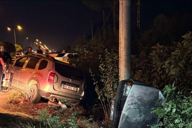 Otomobil ile cip çarpıştı; Ölü ve yaralılar var...