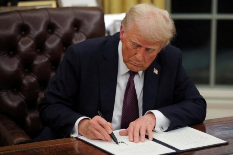 Trump, Savunma Bakanlığı'nı "Savaş Bakanlığı" olarak değiştiren kararnameyi imzaladı 