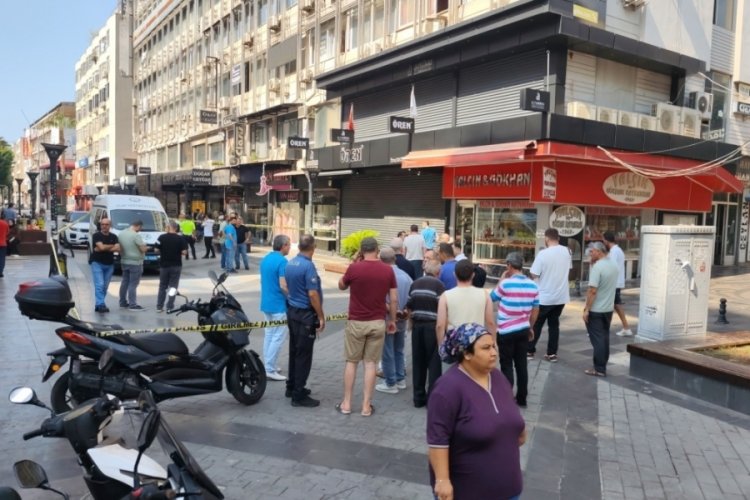 Maskeli hırsızlardan kuyumcu soygunu!