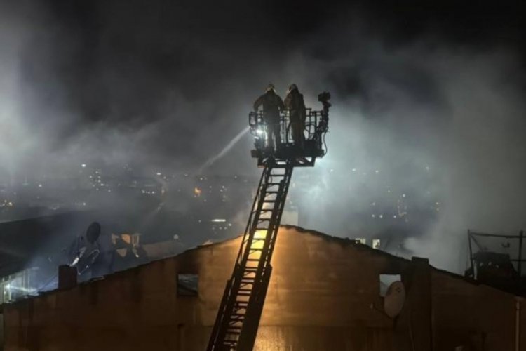 İstanbul'da 5 katlı binada yangın