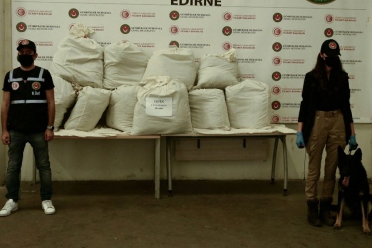 Kapıkule'de 5 günlük takip sonuç verdi! Tankerden uyuşturucu fışkırdı