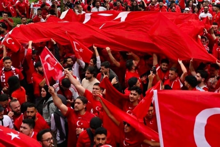 Milli maçın biletleri ücretsiz oldu