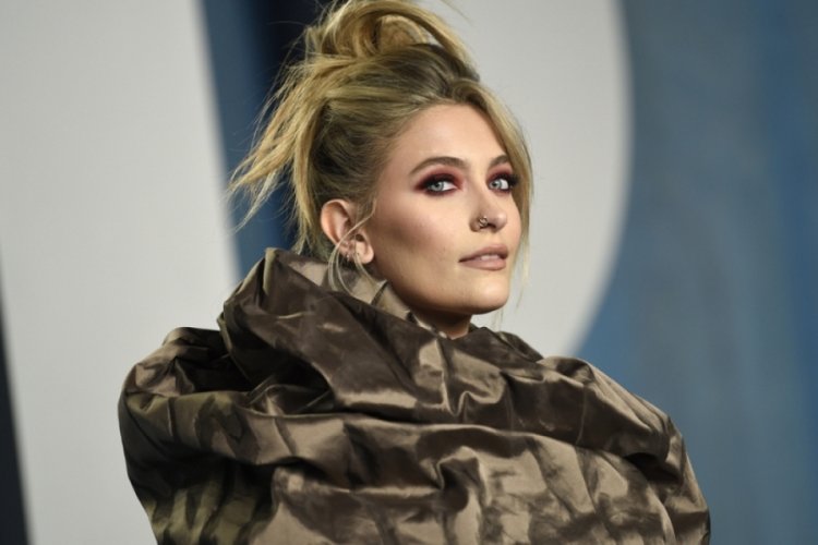 Paris Jackson, babası Michael Jackson'ı anlatan filme tepkili