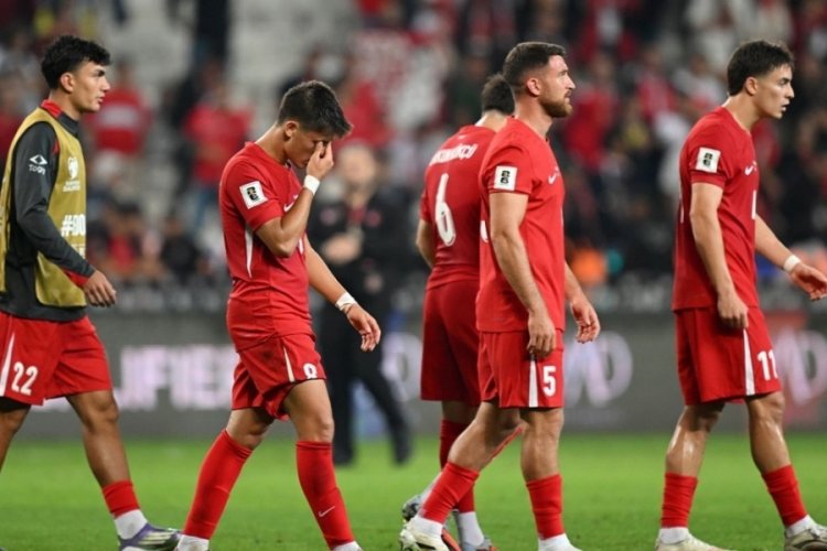 İspanya karşısında ağır yenilgi sonrası Milli Takım'da kriz! Futbolcular birbirlerini takipten çıktı