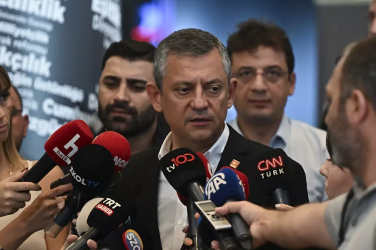 CHP'deki krizde Özel'i en çok etkileyen olay