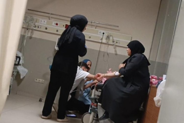 Bursa'da ikram edilen bisküvi zehirledi! 13 kişi hastanelik oldu...