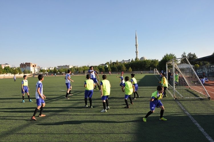 Genç futbolcular Bursa sahalarında buluşuyor! 