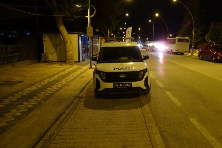 Cami şadırvanında silahlı kavga: Yaralılar var...