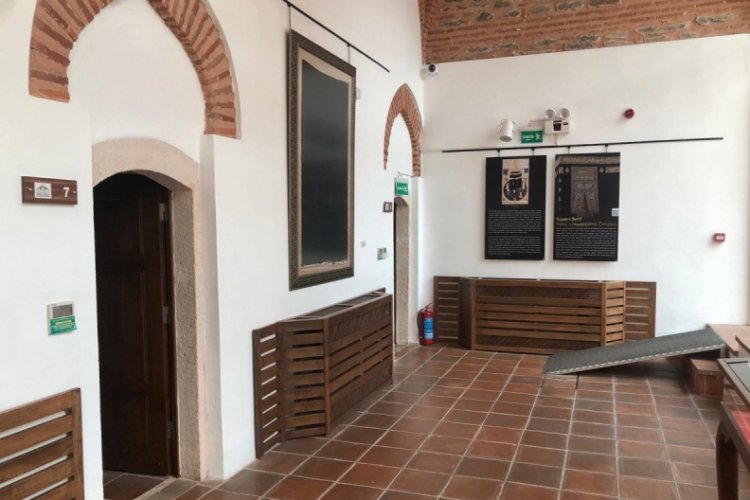 Bursa'da asırlık eserler turistlerin gözdesi oldu!