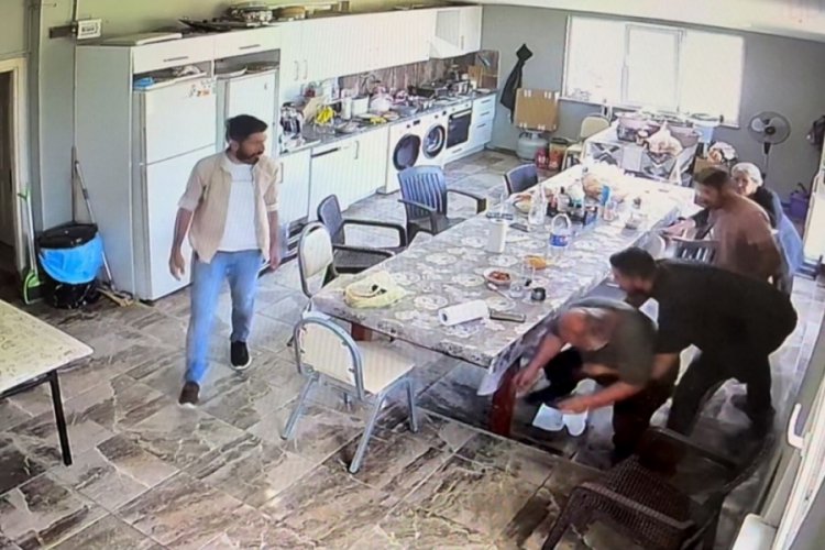 Yemek masasında ölümden döndü: Heimlich manevrası hayatını kurtardı