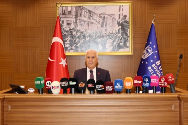 Başkan Bozbey: "Bursa'nın kurtuluşu kutlu olsun" 