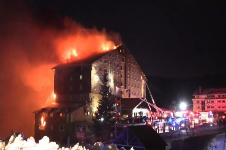 78 kişinin hayatını kaybettiği yangından yeni detay! Otel müdürü, önce otel yetkililerini aramış: "Bir an önce çıkın, yangın çıktı"