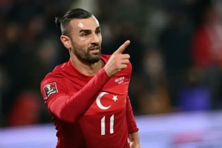 Adı bir süredir Bursaspor ile de anılıyordu! Serdar Dursun tercihini yaptı...