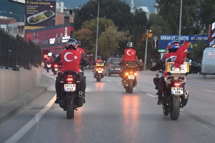 Bursa'nın kurtuluş g&uuml;n&uuml;nde motosikletli ş&ouml;len