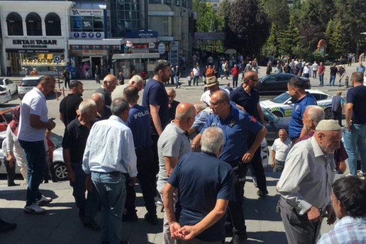 Cuma namazı çıkışı kayınbiradeni bıçakladı!
