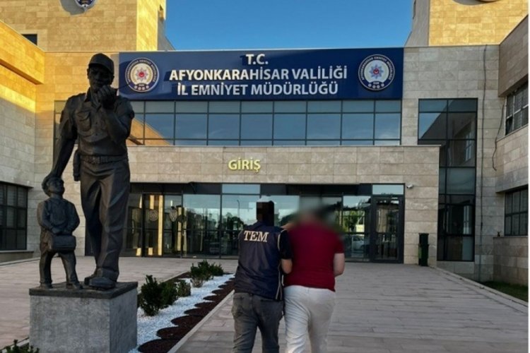 FETÖ üyeliğinden aranan şahsı polis yakaladı