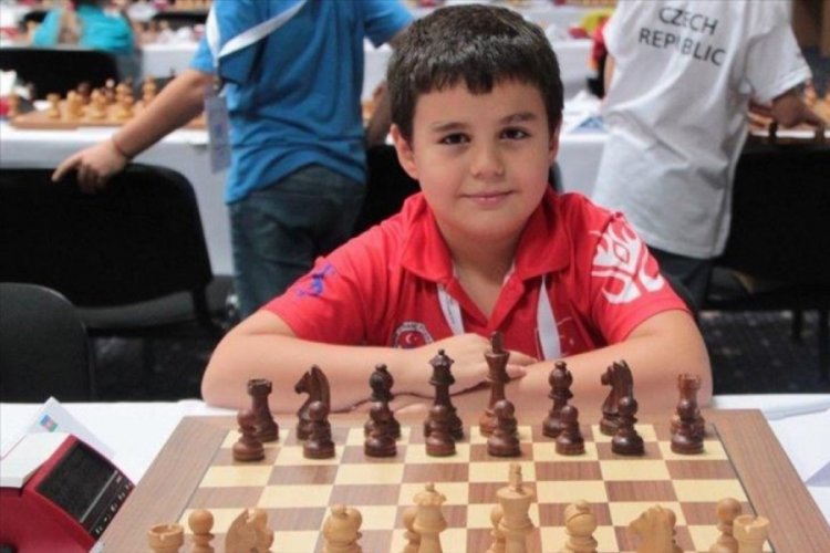 Büyükusta Yağız Kaan Erdoğmuş, Levon Aronian'ı mağlup etti