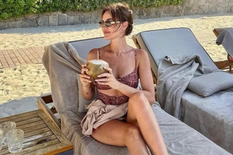 Fahriye Evcen de terk etti
