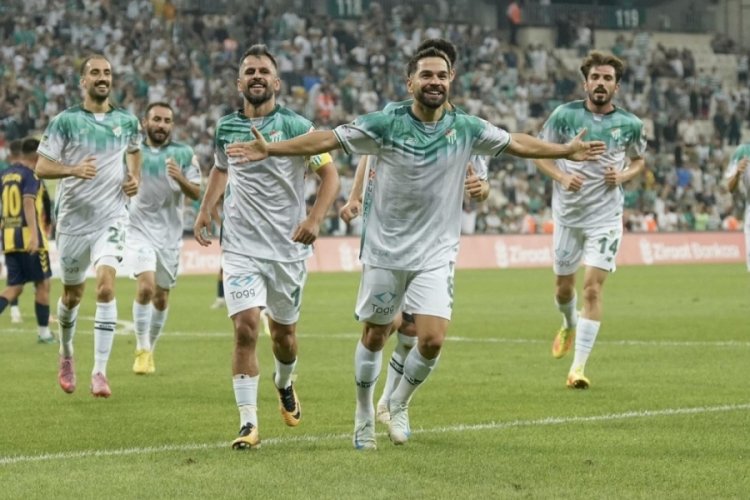 Mustafa Bozbey'den Bursaspor'a ma&ccedil; &ouml;ncesi destek!