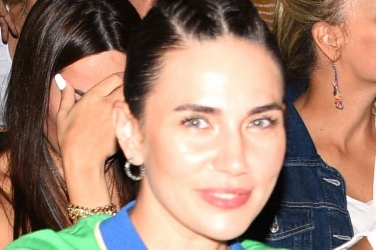 Buse Varol: Umarım hemen öğrenir bizi uğraştırmaz