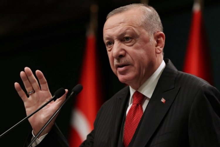 3 gazeteci hakkında "Cumhurbaşkanına alenen hakaret" suçundan 4 yıla kadar hapis istemiyle dava açıldı