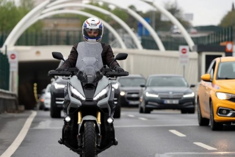 Motorcu dostu bariyerler hayata kalkan oluyor
