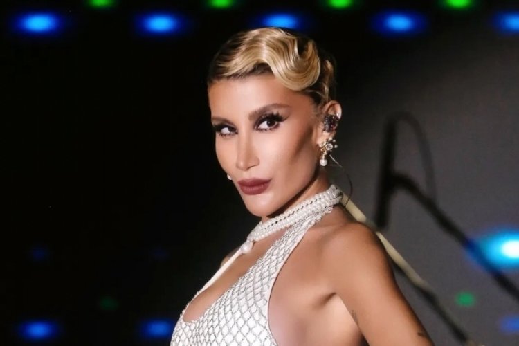 Ev kazası geçirmişti! Hastaneden taburcu olan İrem Derici, sahnelere döndü