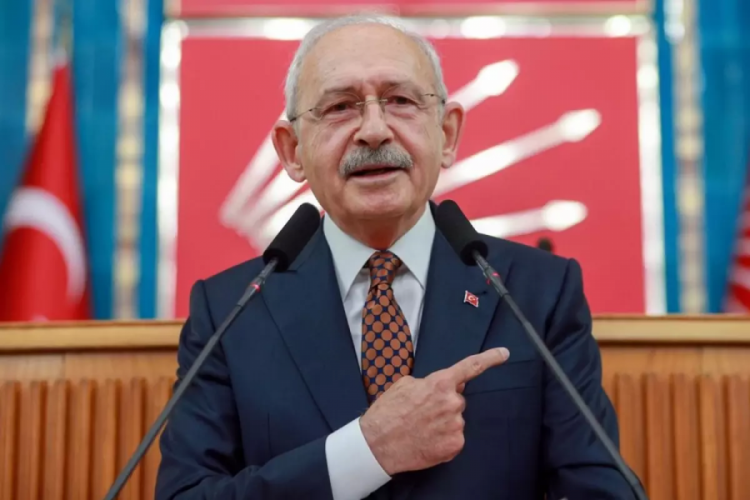 Kurultay davasının ertelenmesi sonrası Kılıçdaroğlu cephesinden ilk açıklama