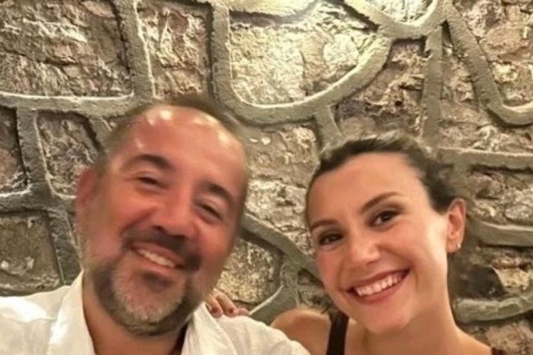 Ata Demirer sevgilisiyle Ege'de mavi tura çıktı