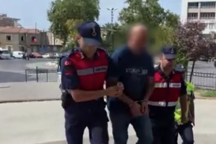Büyükşehir personeli FETÖ'den ihraç polis kimliğiyle yakalandı
