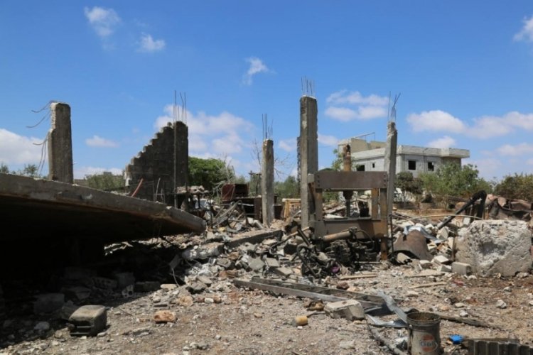 İsrail'in Lübnan'ın Nebatiye kentine saldırısında 4'ü çocuk 12 sivil yaralandı