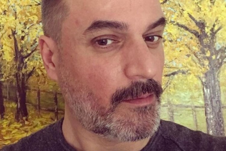  Ufuk Özkan'ın kardeşi Umut Özkan: Ağabeyim 'Gerekirse sahnede ölürüm' dedi 