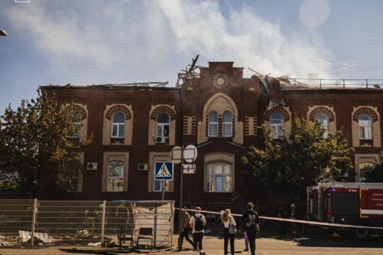 Rusya, Ukrayna'da üniversite binasını hedef aldı 