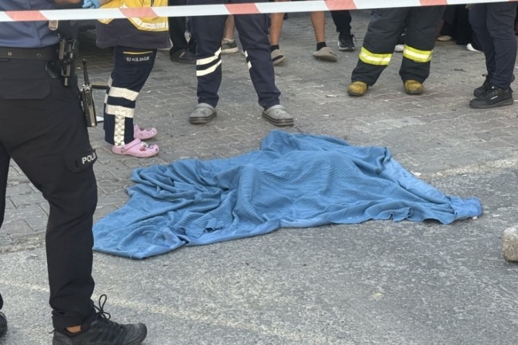 Anneden yürek yakan feryatlar! 1 yaşındaki oğlu kazaya kurban gitti...