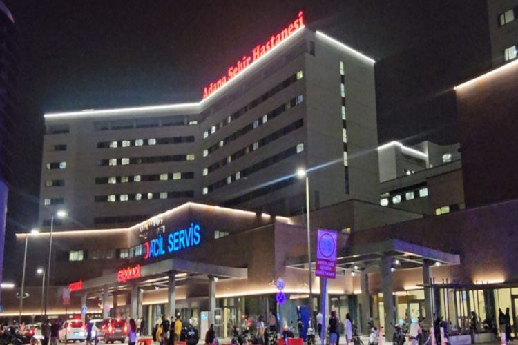 İş yerinin önünde beklerken silahlı saldırıda öldü