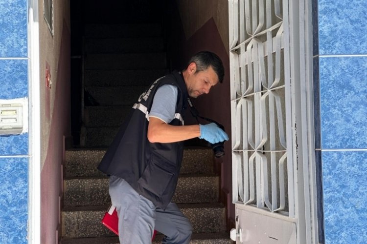Uşak'ta haber alınmayan genç evinde ölü bulundu 