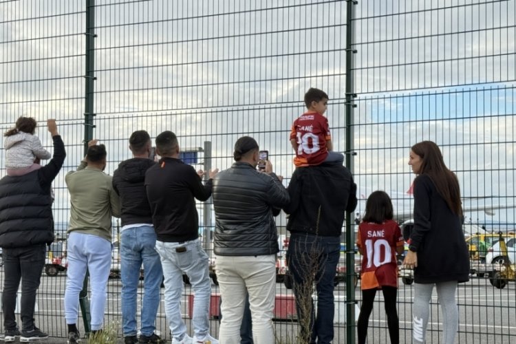 Galatasaray kafilesi Frankfurt'ta 